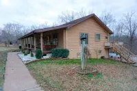 Wild Vines Log Cabin .5miles from Ky Lake, Hot Tub, Pool Table, 1500sqft Venue! - 2-Star