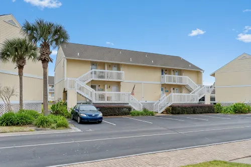 Sandpiper Cove 8140 :: 500 Feet to the Beach :: Pool in the back yard!!