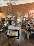 Cozy 1-Bedroom Loft in the Heart of Faribault with Arcades + Sauna & Gym