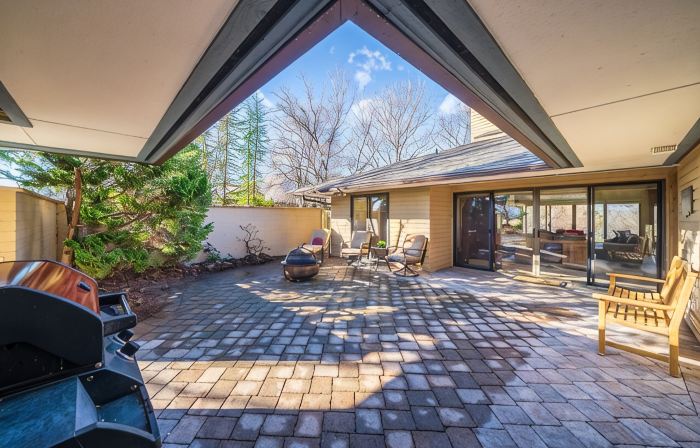Wapato Point Halmalka Condo 502-B 2 Bed 2 Bath Sleeps 5-6, Close to Outdoor Pool