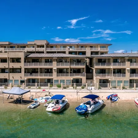 Kings View Waterfront Condo