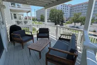 Diamond Beach Condo - Pool and Private Beach - Beach