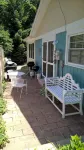 Shorewinds Beachhouse Garden Gate Opens Directly to Beachpath No Roads to Cross! - Homestays