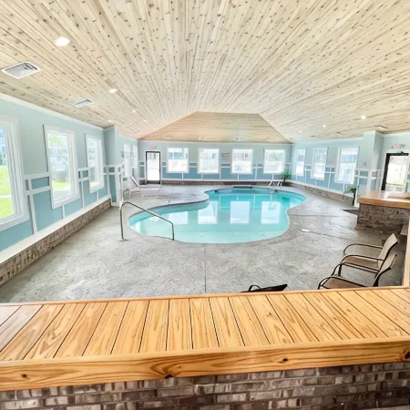 Oceanside Studio Condo. Walking Distance to Beach!