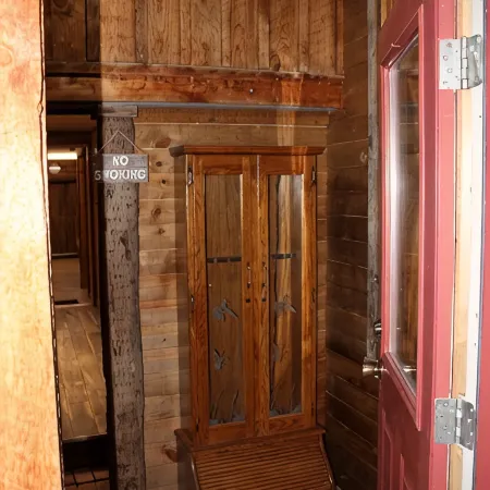 BaseCamp - Rustic Cottage in Collbran