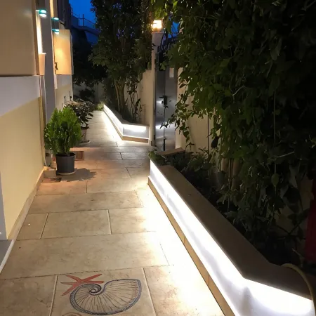 Nautilus Apartments