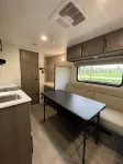 NEW 2025 RV, 1 Bedroom WiFi AC in Serene Winterport with Coast and Bangor nearby - Homestays