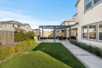 4-Bedroom Elegant 4039sq ft Designer Home • Near Casino 19Min fr Sacramento - 民宿