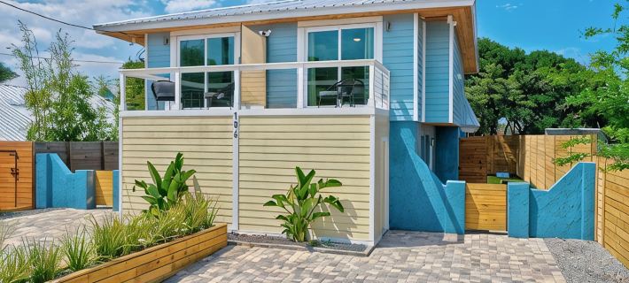 Beachside Duplex A Hotele w: St. Augustine Beach