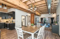 Lake Superior Loft - Sleeps 10, Heart of Canal Park, Lake Superior View - شقق