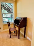 Stay in luxury, minutes from the Lake, perfect for entertaining.
