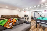 Grand Fairfield Getaway- 5BR Fam-Friendly near I95&Shops - Spacious&Gracious - 3-Star