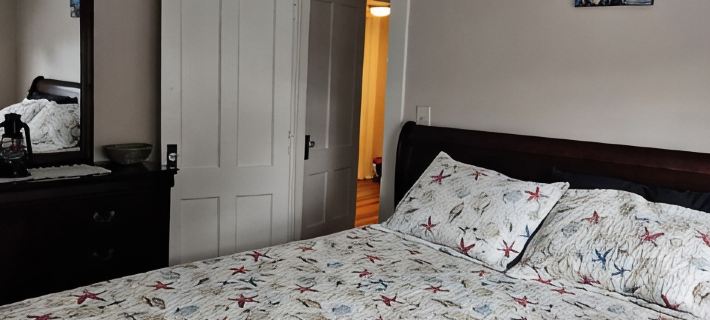 Mystic Home Perfect for Families- Easy Walk to Downtown. . グロトンのホテル