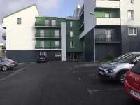 Terres de France Brest - Parkplatz