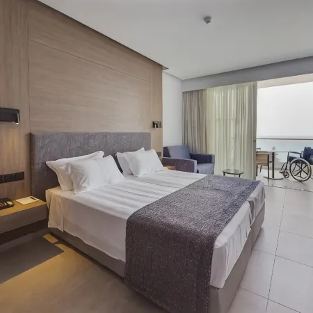 Cavo Maris Beach Hotel