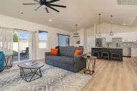 Modern Grand Junction Getaway Near Wineries, Hiking Trails and National Monument - บังกะโล