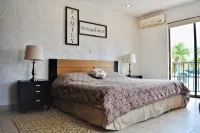 Luxury Residence in the middle of the Hotel Zone - Beach access - 別墅