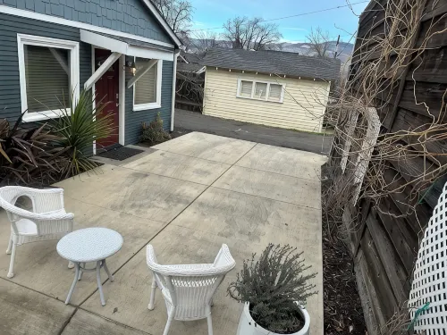 East Main Downtown Bungalow - 4 étoiles