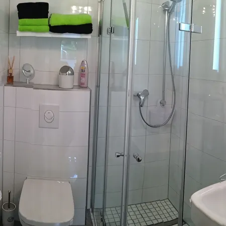 small cozy, lovingly furnished holiday house for 2 people