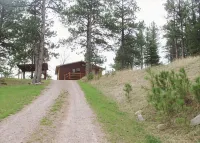 Tin Mill Cottage on a quiet wooded lot, walking distance to downtown!