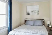 Sweet n Petite: Downtown ChurchStreet Area-Parking - 2-Star