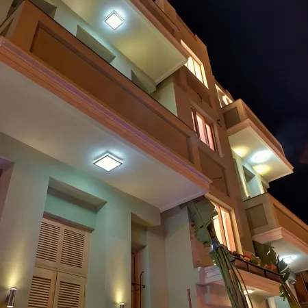 Residence Suites by Raphael Hotels Отели рядом с достопримечательностью «Театр Хабима»