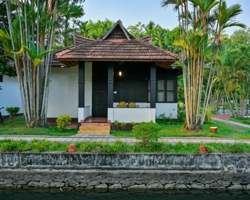 Paradise Heritage Resort Hotels in Kumarakom