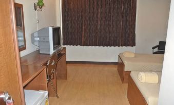 Supak Hotel