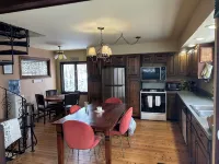 3-bedroom chalet in marvelous Ellicottville with WiFi, sauna, deck and grill