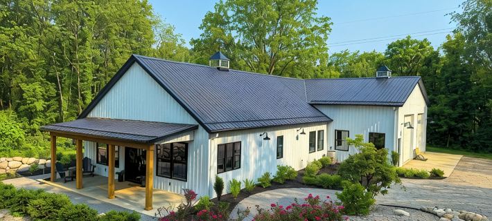 Private Barndo- Sleeps 18, Hot Tub, Sports Barn, 30 Min to Notre Dame Hotels in Cass County
