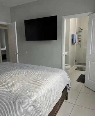 Majestic Apartment at Edinburg