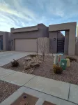 New clean safe place to stay  25 minutes from Albuquerque.
