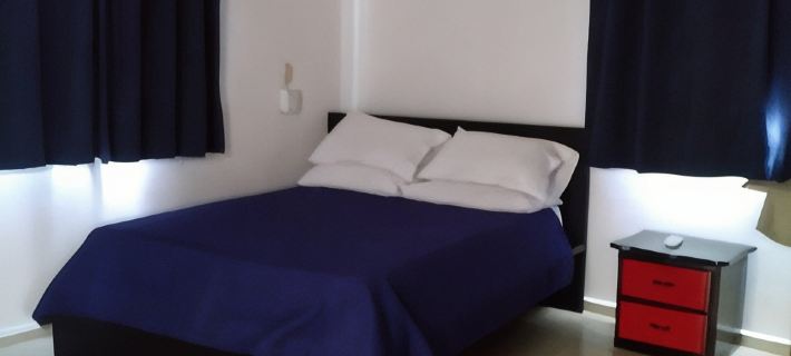 3 bedroom apartment  with WiFi, AC Netflix in Santiago 聖地亞哥酒店