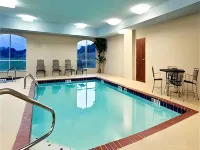 Holiday Inn Express & Suites Malvern by IHG