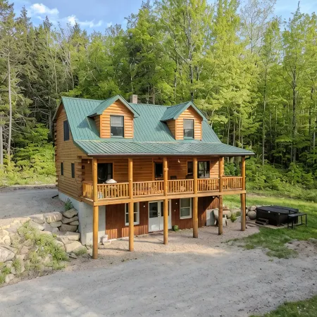 3Bed 3Bath Cabin Hot Tub Near North Conway #TheIntervaleCabin
