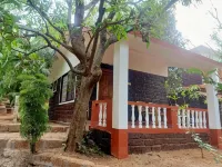 Namaste Yoga Farm - Pet-friendly
