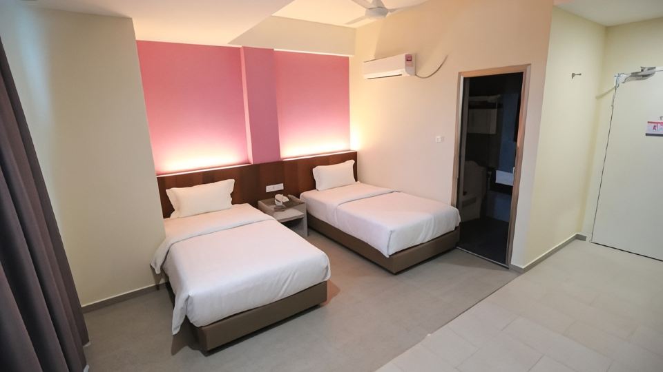 Pantai Regal Boutique Hotel