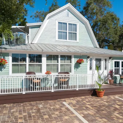 SeaGlass Inn Bed and Breakfast Hotels near Melbourne Harbor Marina