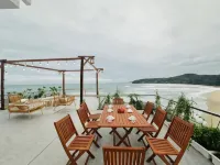 Sunsea House Đá Đĩa-Phú Yên - Pool