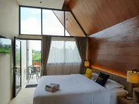 Mamifokobo Hotel & Glamping - parking