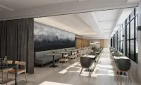 Radisson Hotel Seattle Airport - breakfast