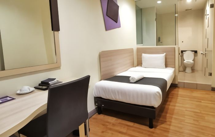 Hotel 98