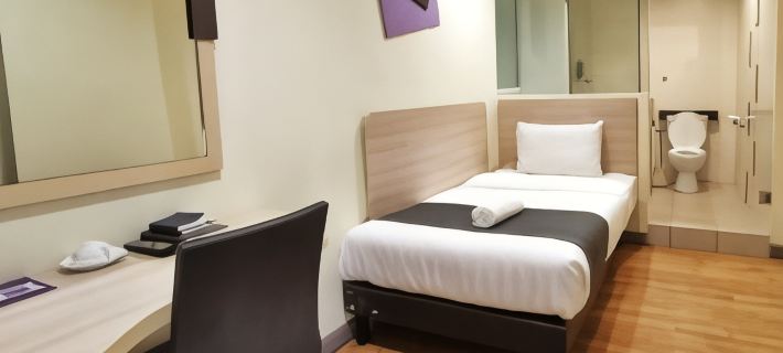 Hotel 98 Ξενοδοχεία στην πόλη Κούτσινγκ