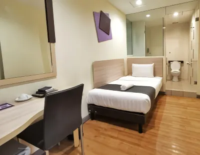 Hotel 98 Hotels in 