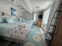 Beach Block , Barbeque, & Fully Stocked! 3 Parking Spots and Great for Families!