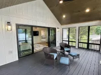 BRAND NEW 7 BR / 5 BA luxury home ON Keuka Lake just outside of Penn Yan! - balcony