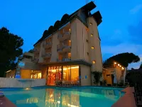 Park Hotel - Infinity Pools