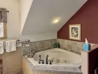 Grand Victorian B&B Inn - parking