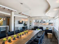 Inn at the Forks Отели рядом с достопримечательностью «Стадион «Шо Парк»»