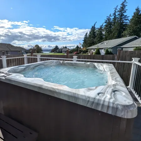 5Br Vacation Home Hot Tub/Game Room/Water Views/BBQ/Firepit/LG Yard
